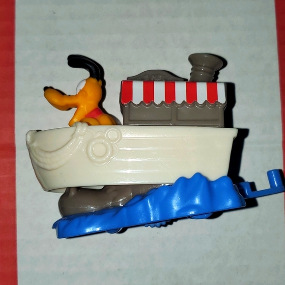 Complete 10pc set Mcdonalds Disney train toys Mickey & Minnie’s Runaway Railway - Picture 3 of 12